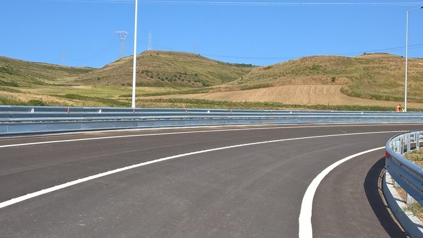 Sassari-Olbia-guardrail-salva-motociclista